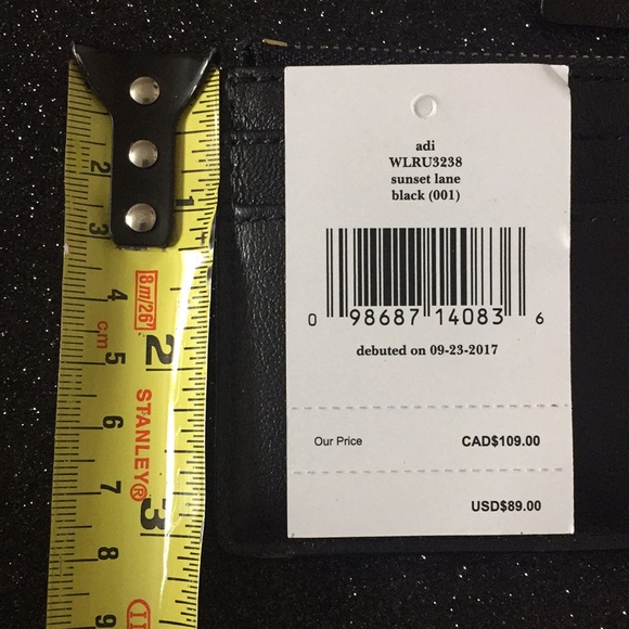 Kate Spade ♠️ Glitter Card Holder - Picture 7 of 7